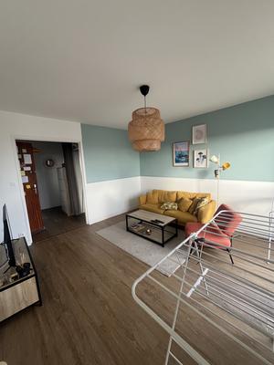 Appartement - 85 m² - 5 pièces