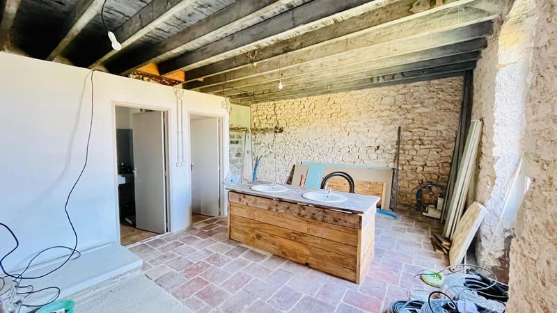 Corps de ferme - 340 m² - 7 pièces