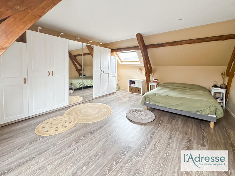 Maison - 230 m² - 7 pièces