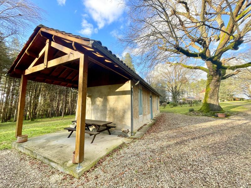 Villa - 166 m² - 9 pièces