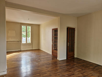 Maison - 121 m² - 5 pièces