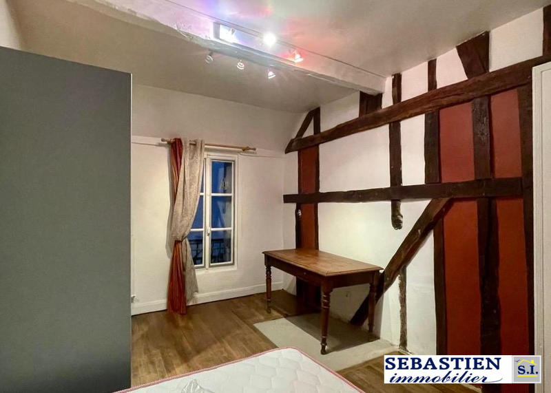 Appartement - 144 m² - 6 pièces