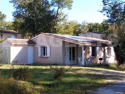 Maison - 74 m² - 4 pièces