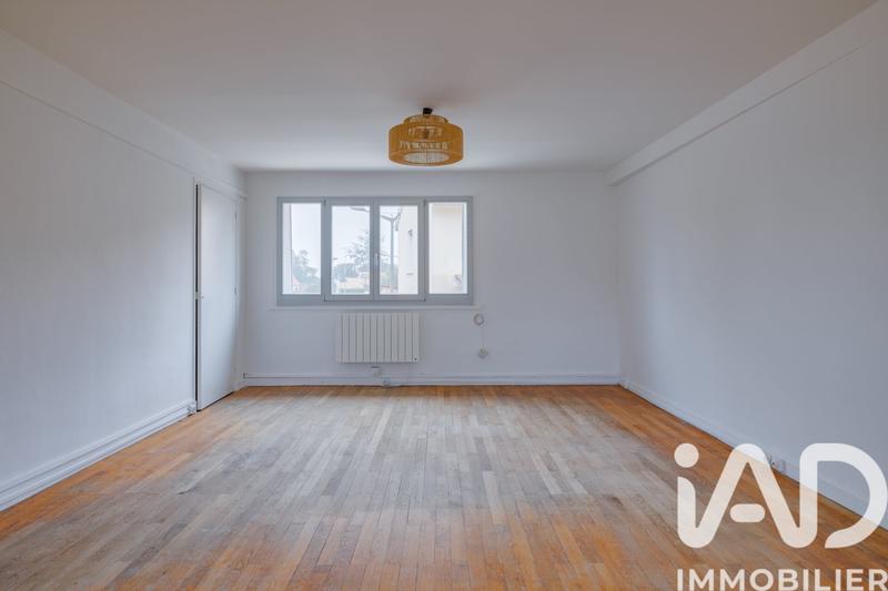 Appartement - 90 m² - 5 pièces