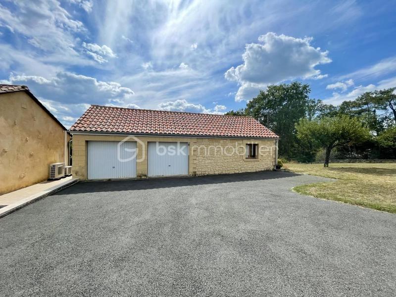 Maison traditionnelle - 121 m² - 6 pièces