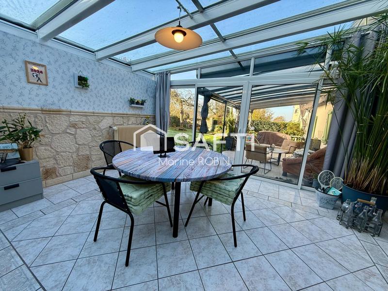 Maison - 223 m² - 10 pièces