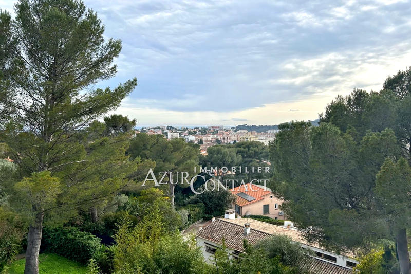 Appartement - 120 m² - 4 pièces