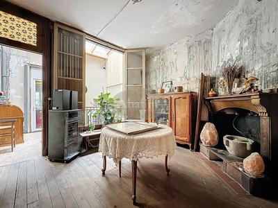 Immeuble - 246 m² - 9 pièces