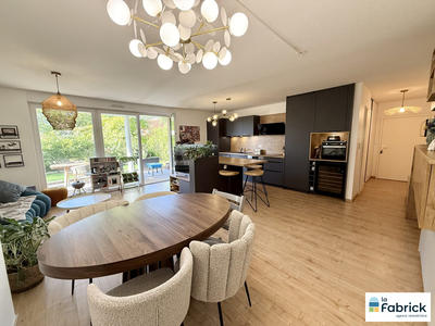 Appartement - 88 m² - 4 pièces