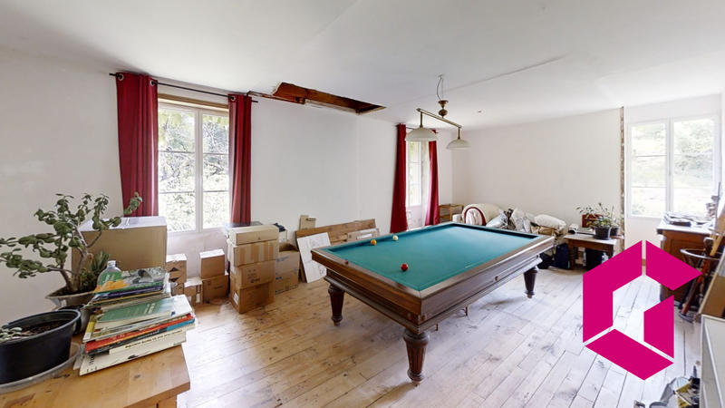 Maison ancienne - 190 m² - 6 pièces