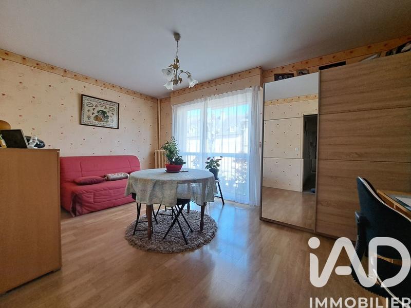 Appartement - 80 m² - 4 pièces