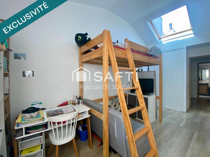 Maison - 96 m² - 5 pièces