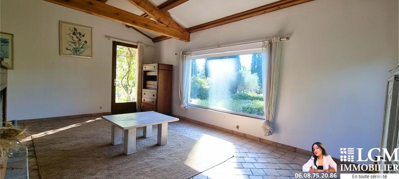 Villa - 300 m² - 8 pièces