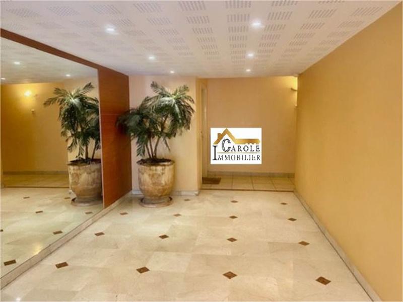 Appartement - 81 m² - 3 pièces