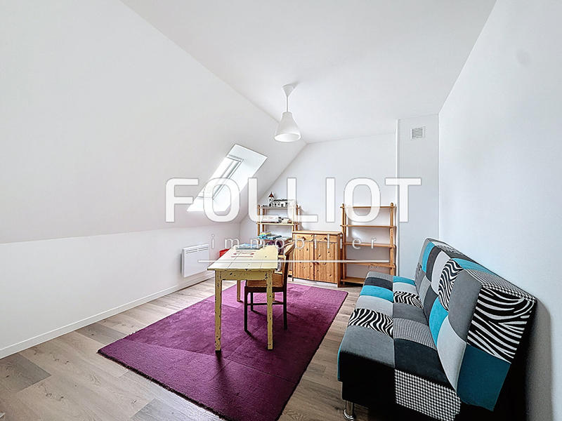 Maison - 94 m² - 5 pièces