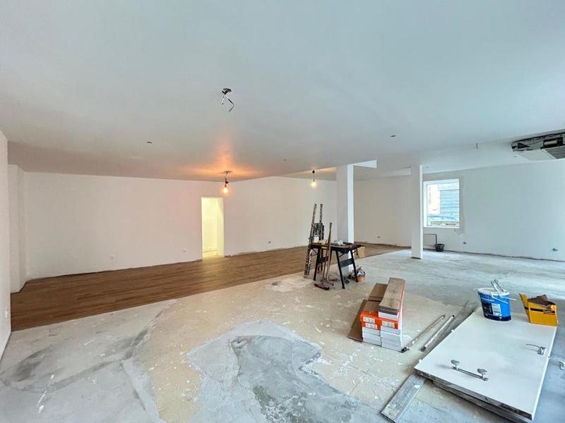Local commercial - 108 m² - 3 pièces