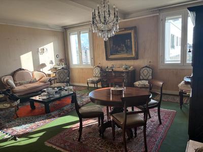 Appartement - 145 m² - 6 pièces