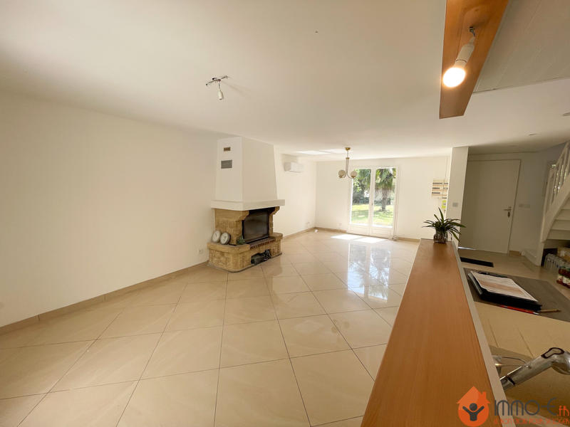 Maison - 148 m² - 8 pièces