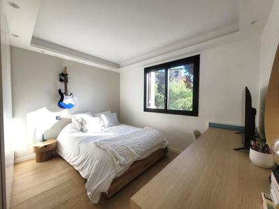 Appartement - 81 m² - 5 pièces