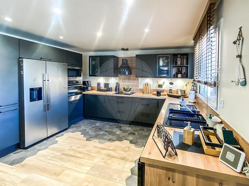 Maison - 120 m² - 5 pièces