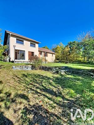 Maison - 105 m² - 5 pièces