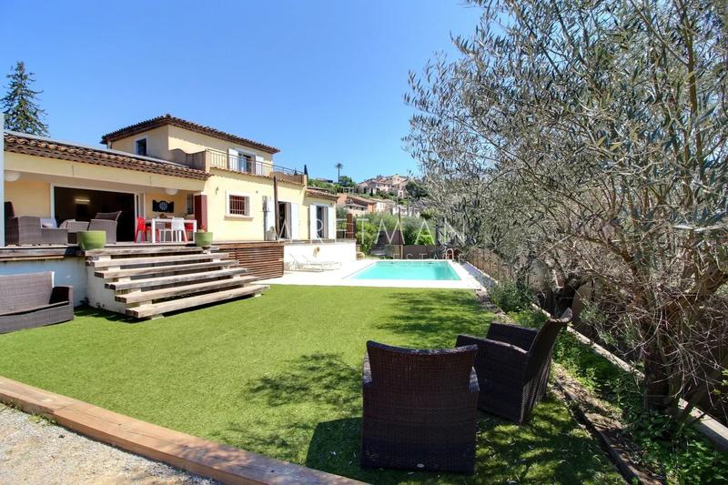 Maison - 122 m² - 4 pièces