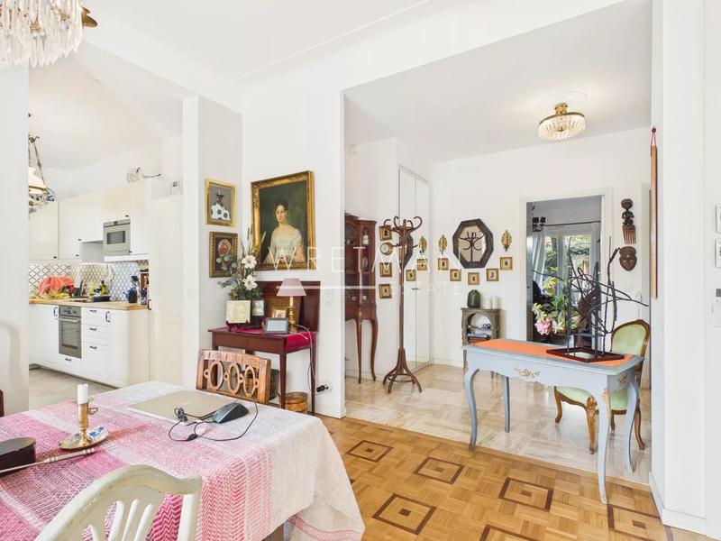 Appartement - 85 m² - 3 pièces