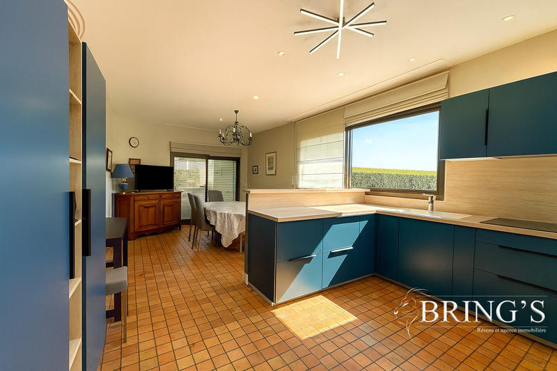 Maison ancienne - 259 m² - 8 pièces