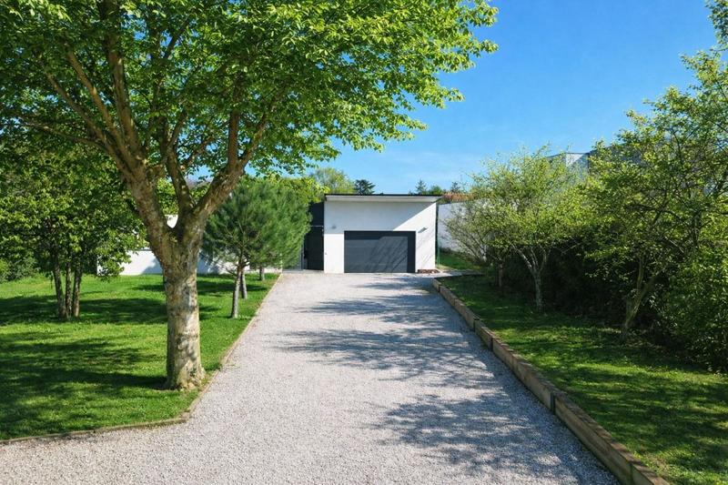 Propriété - 169 m² - 7 pièces