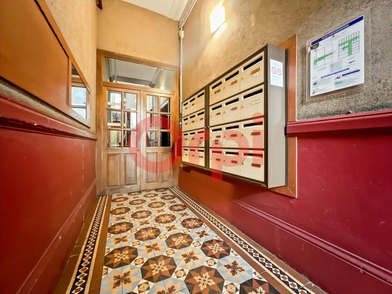 Appartement - 60 m² - 2 pièces