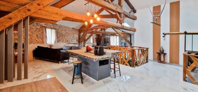 Maison en pierre - 175 m² - 4 pièces