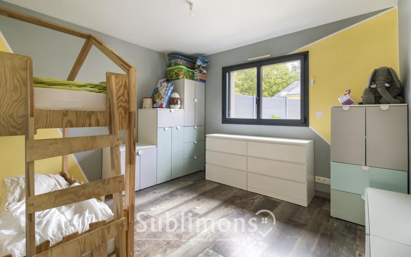 Maison - 168 m² - 8 pièces