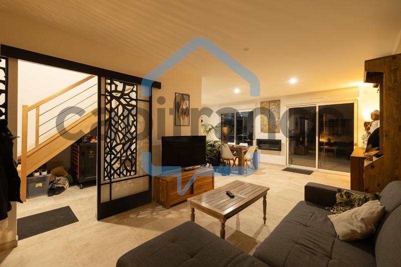 Maison - 110 m² - 4 pièces