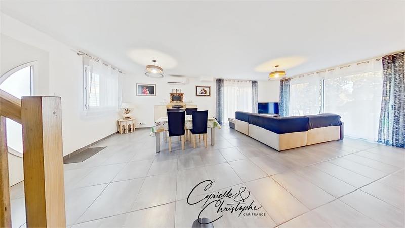 Maison - 104 m² - 5 pièces