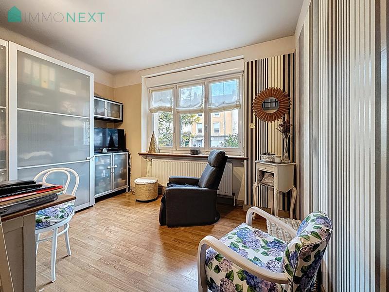 Maison - 213 m² - 9 pièces