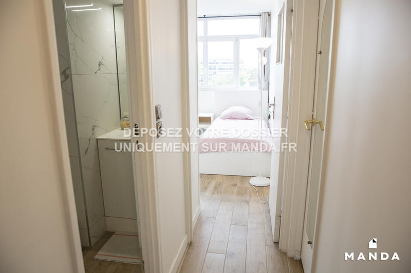 Chambre - 10 m² - 4 pièces