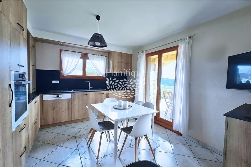 Maison - 150 m² - 8 pièces