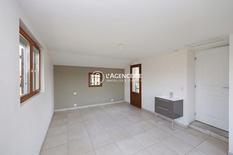 Maison - 98 m² - 3 pièces