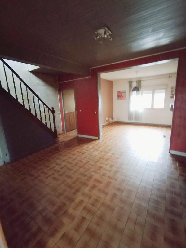 Maison - 110 m² - 7 pièces