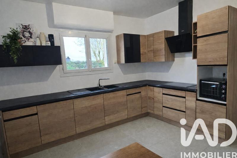 Maison - 105 m² - 4 pièces