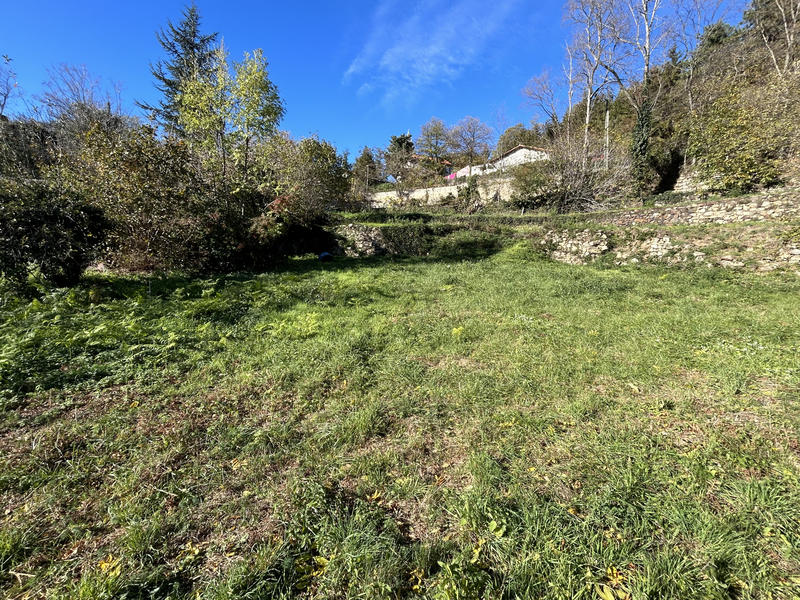 Terrain - 1 500 m²