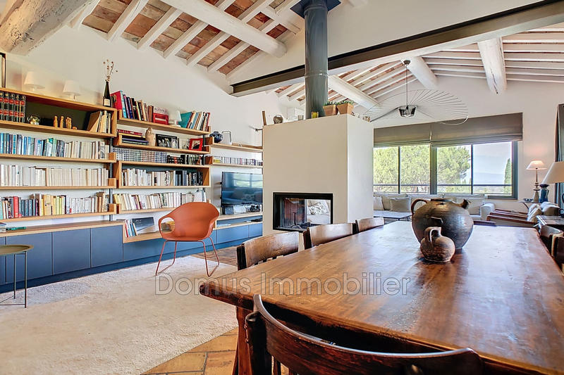 Villa - 189 m² - 6 pièces