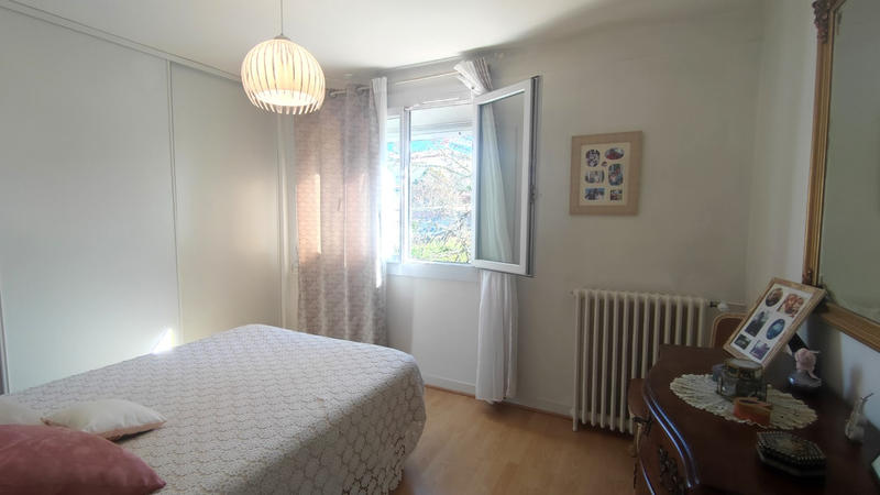 Maison - 215 m² - 7 pièces