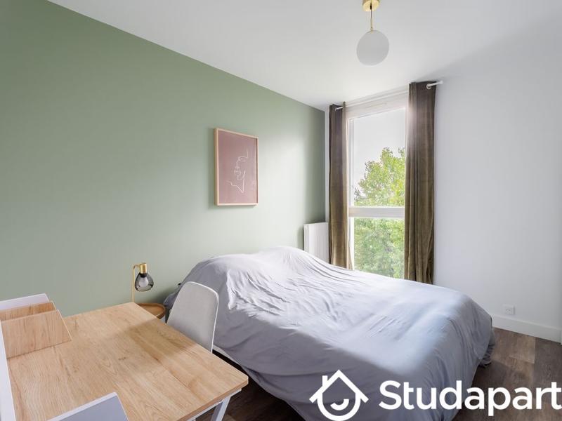 Chambre - 82 m² - 1 pièce