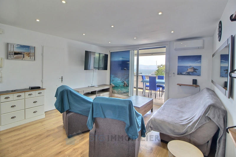 Appartement - 60 m² - 3 pièces