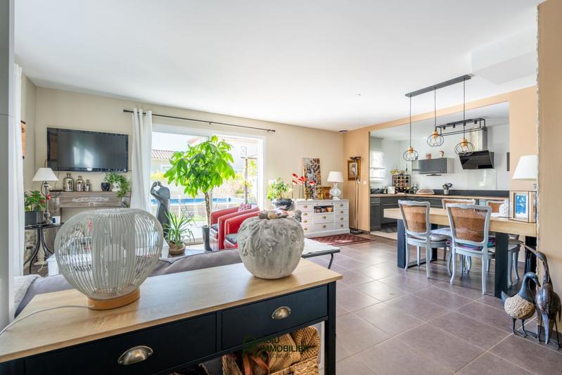 Villa - 140 m² - 5 pièces