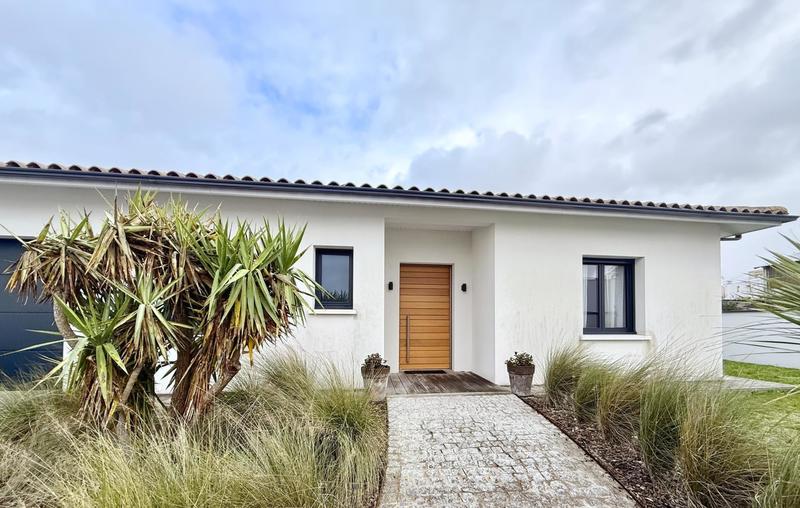 Maison - 158 m² - 6 pièces