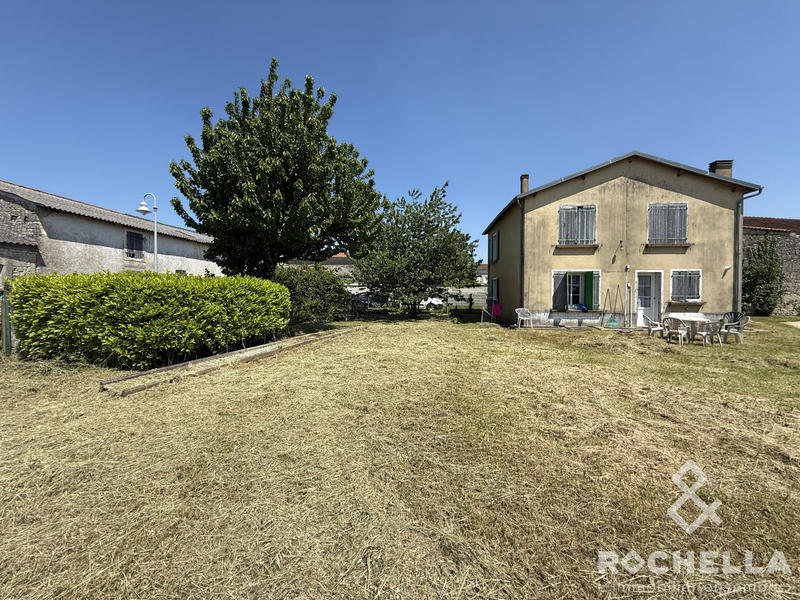 Maison ancienne - 111 m² - 5 pièces