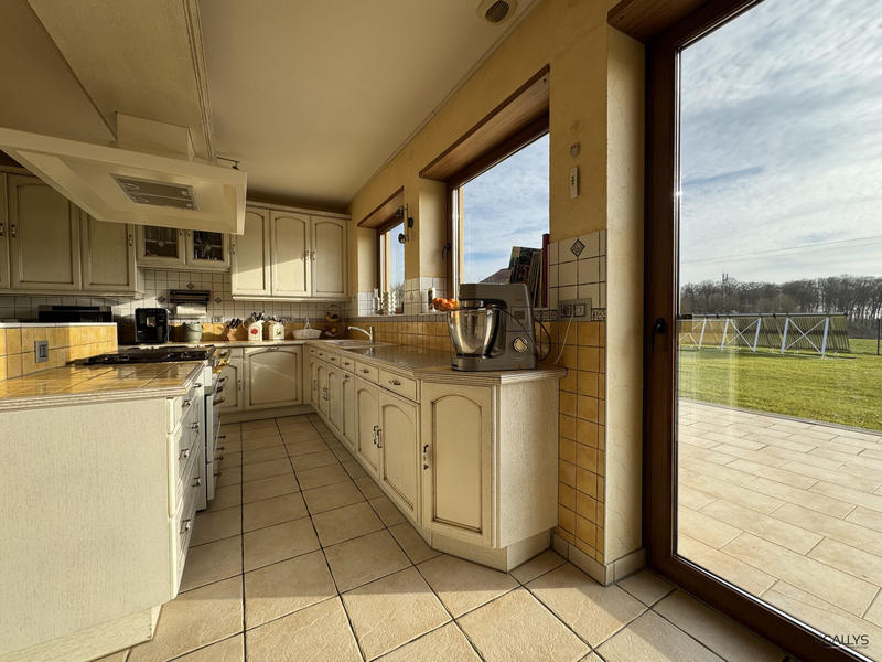 Maison - 150 m² - 8 pièces