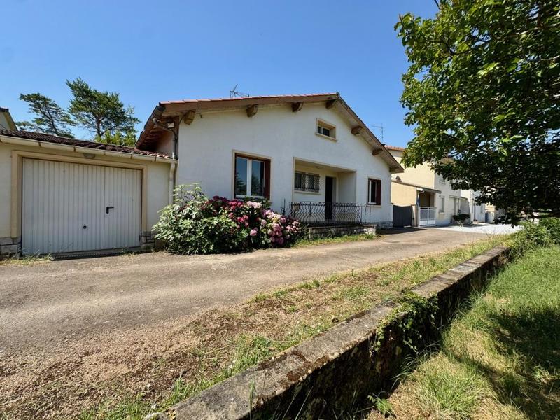 Maison traditionnelle - 103 m² - 4 pièces